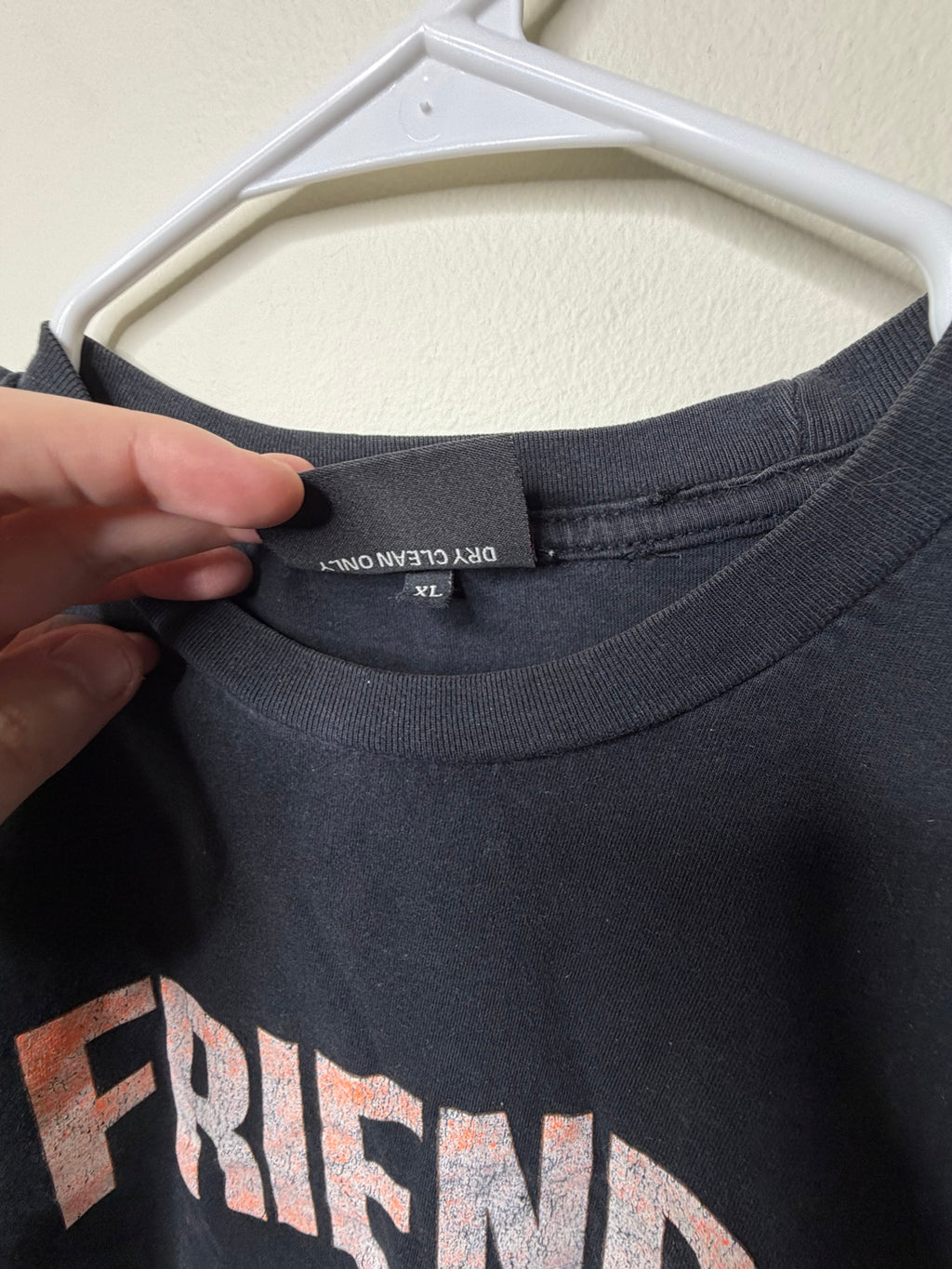 Vlone Friends Tee - XL - HEAVY WEAR/DMG