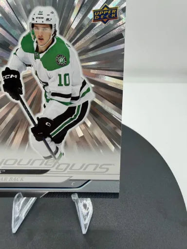 Oskar Back Young Guns Outburst Silver #465 2024-25 Upper Deck Series 2 Rookie RC