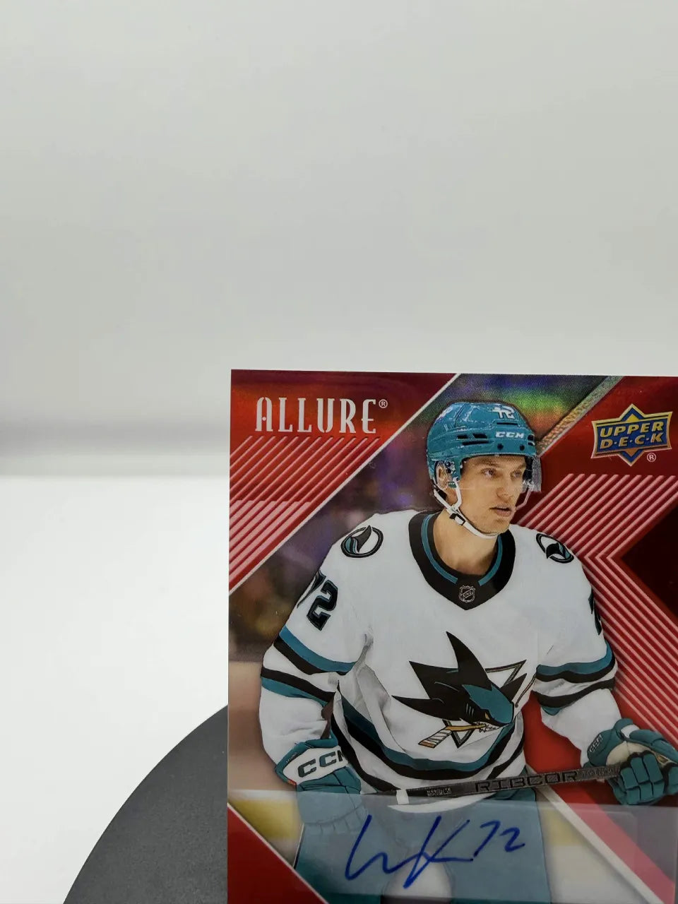 William Eklund Red Rainbow Auto #64 2024-25 Upper Deck Allure Sharks Autograph