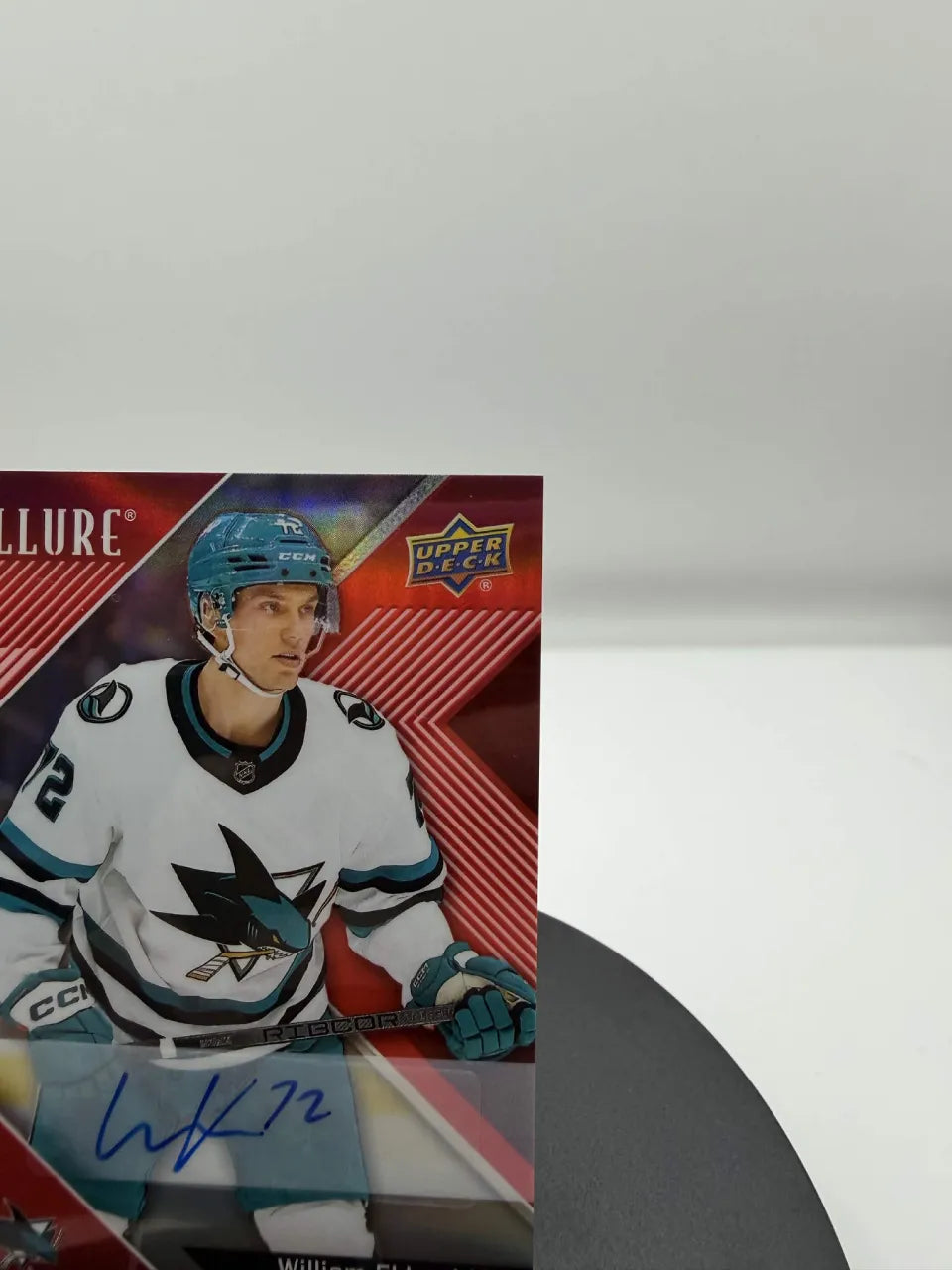 William Eklund Red Rainbow Auto #64 2024-25 Upper Deck Allure Sharks Autograph