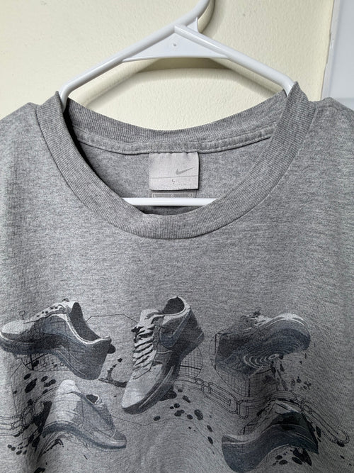 Nike Air Force 1 Graphic T-Shirt Gray Size Large Y2K Sneaker Graphic Tee
